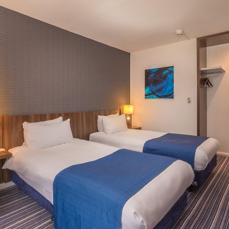 Holiday Inn Express Preston South By Ihg Экстерьер фото