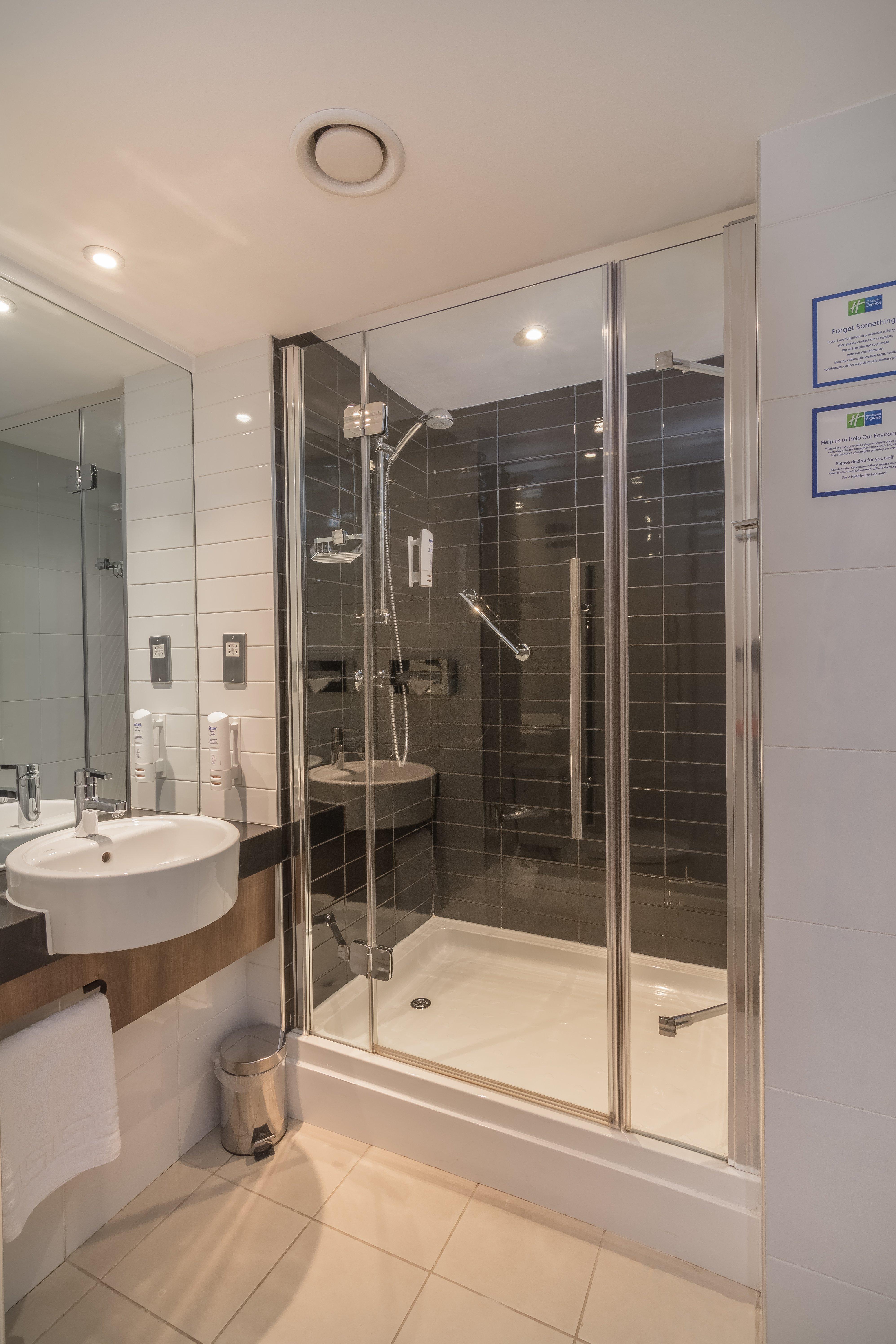 Holiday Inn Express Preston South By Ihg Экстерьер фото