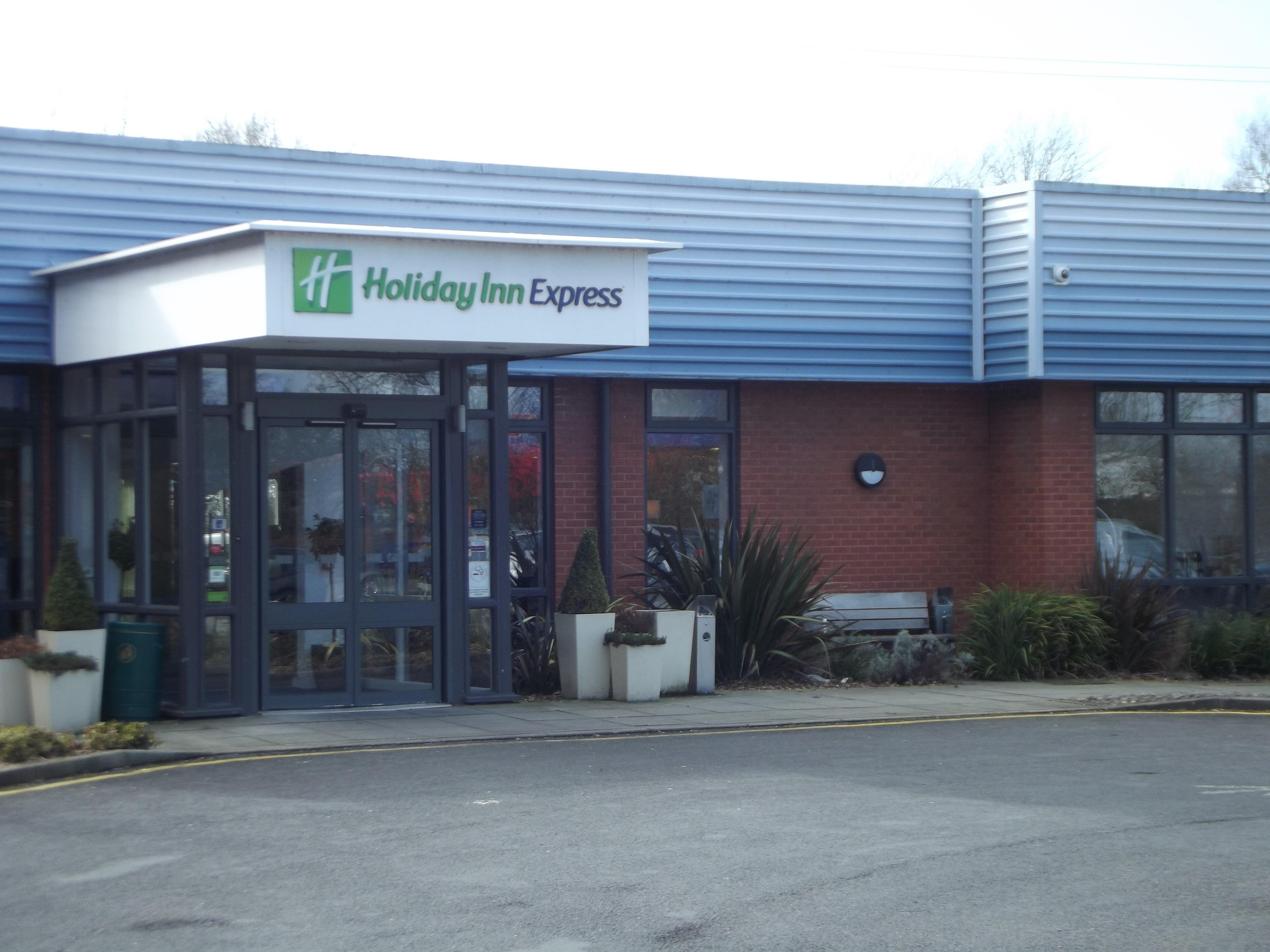 Holiday Inn Express Preston South By Ihg Экстерьер фото