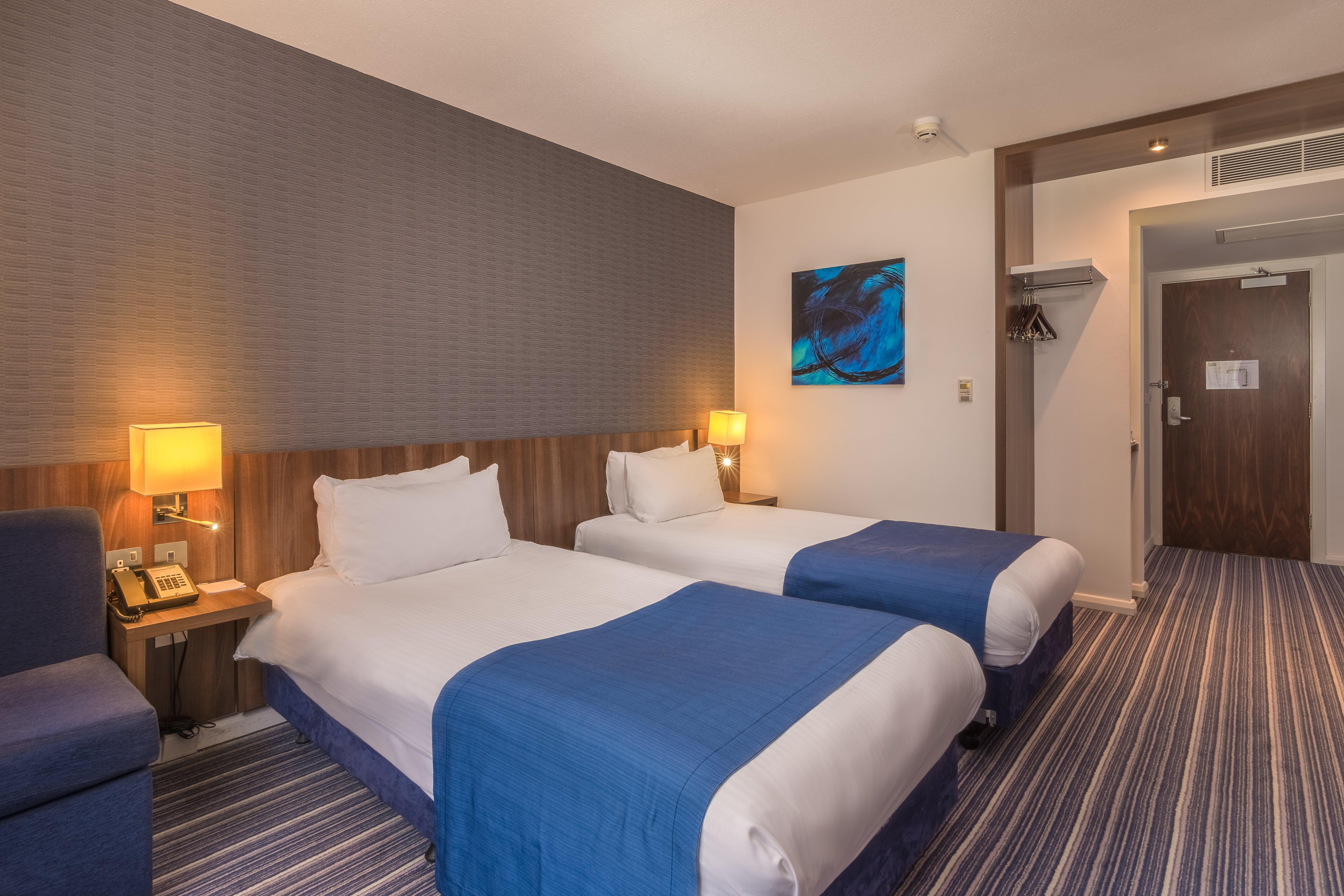 Holiday Inn Express Preston South By Ihg Экстерьер фото