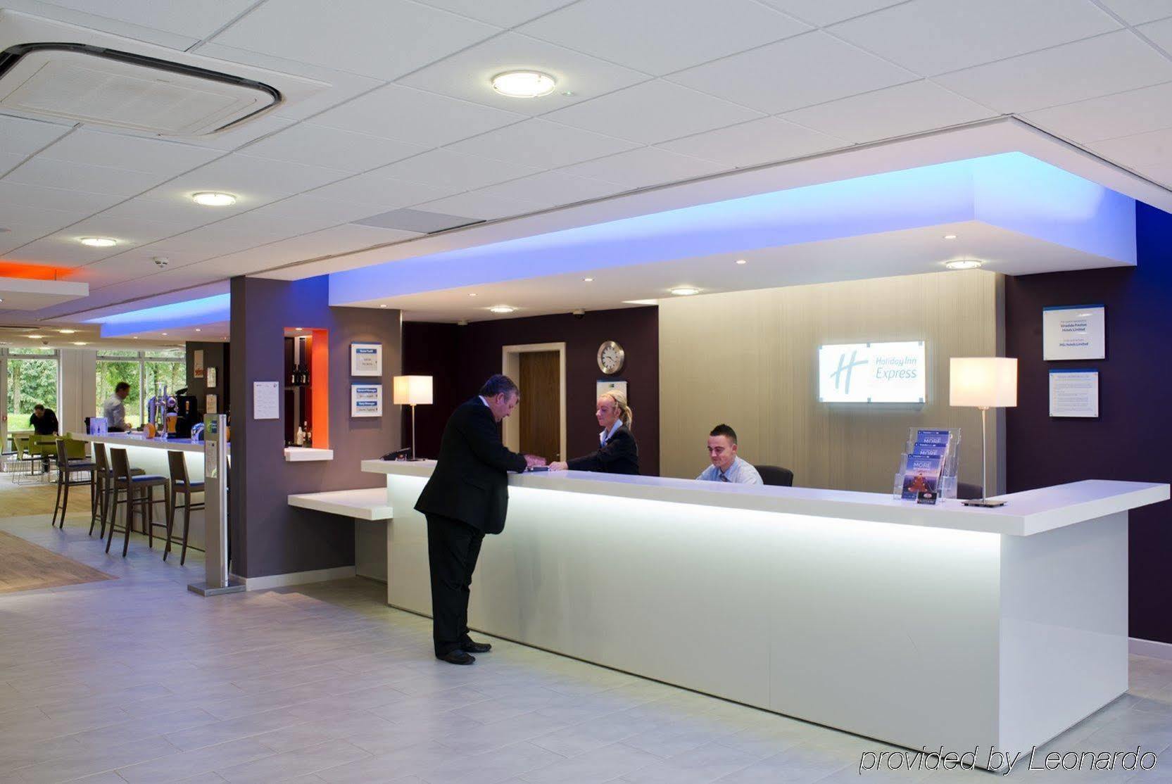 Holiday Inn Express Preston South By Ihg Экстерьер фото